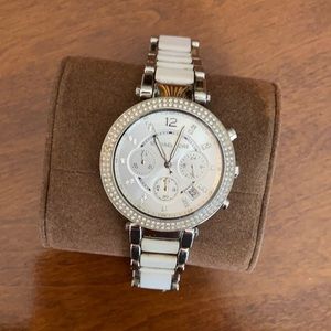 Michael Kors WAtch - silver tone with white